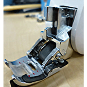 Brother | Dual Feet 1/4" Guide Foot SA 205